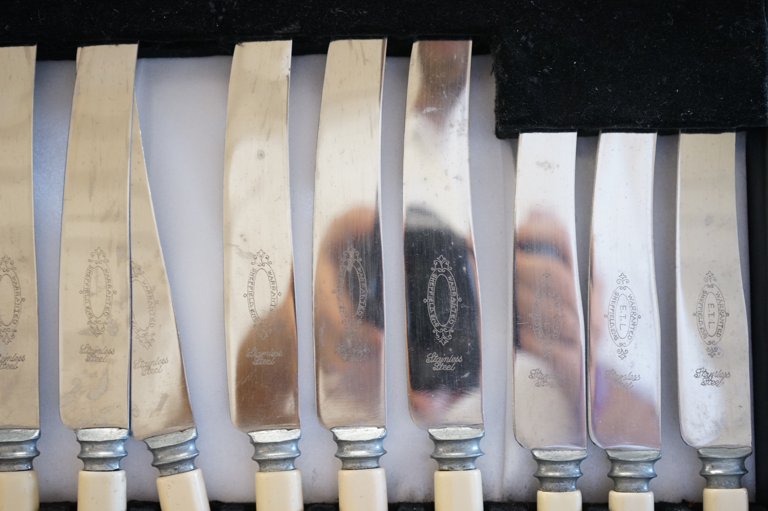 Four cased canteens of silver plated flatware including Kings pattern and Mappin plate
